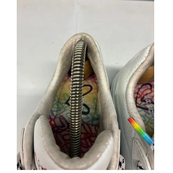 Skechers Uno Floating Love Sneakers Women's White Hearts Rainbow Casual Shoes 9 - Picture 6 of 16